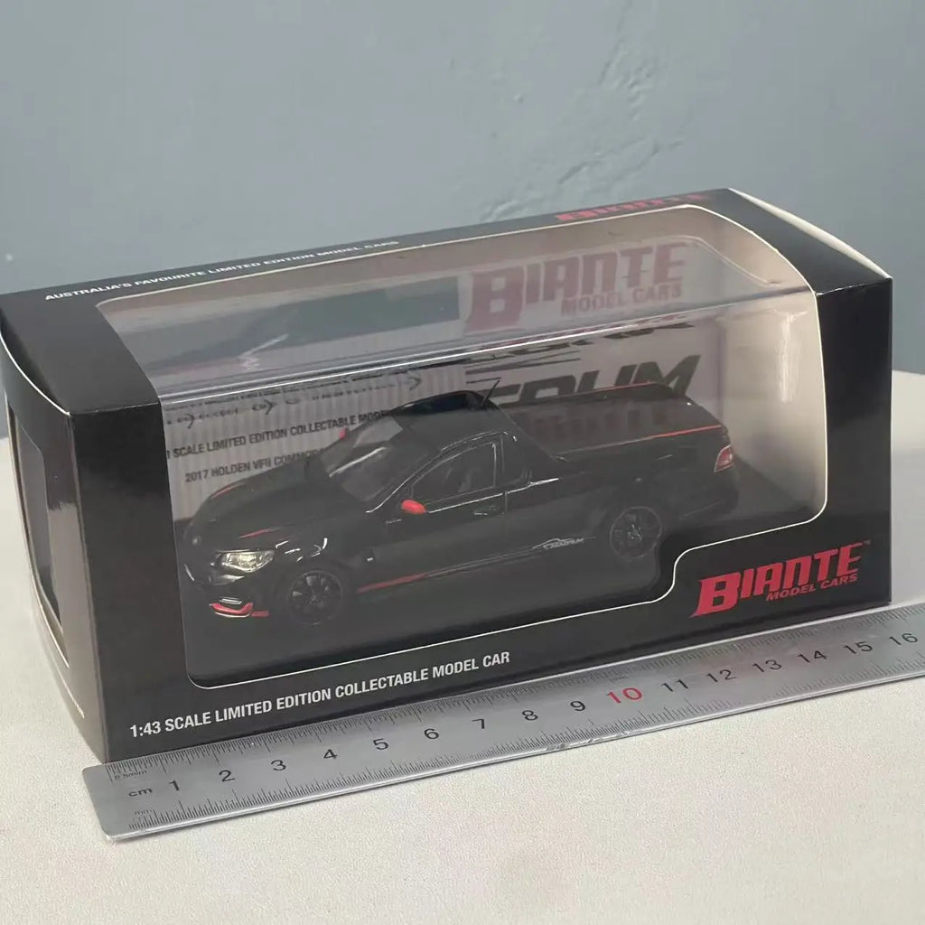1/43 scale Biante Holden VFII Magnum Ute