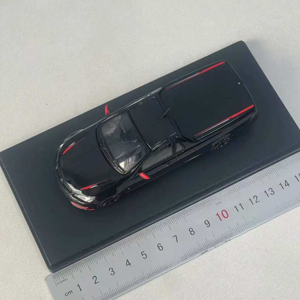 1/43 scale Biante Holden VFII Magnum Ute